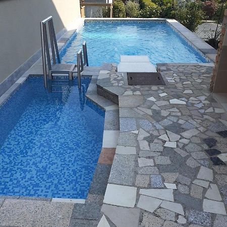 Tebi I Meni Appartamento Zagabria Esterno foto